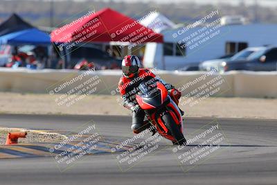 media/Dec-18-2022-SoCal Trackdays (Sun) [[8099a50955]]/Turn 2 (950am)/